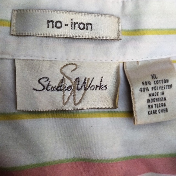 Studio Works No Iron Button Down EUC XL - Picture 3 of 4
